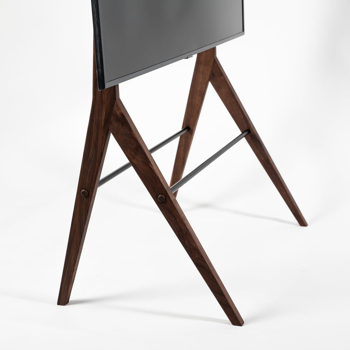 kaya-tv-stander-valnod-side.jpg