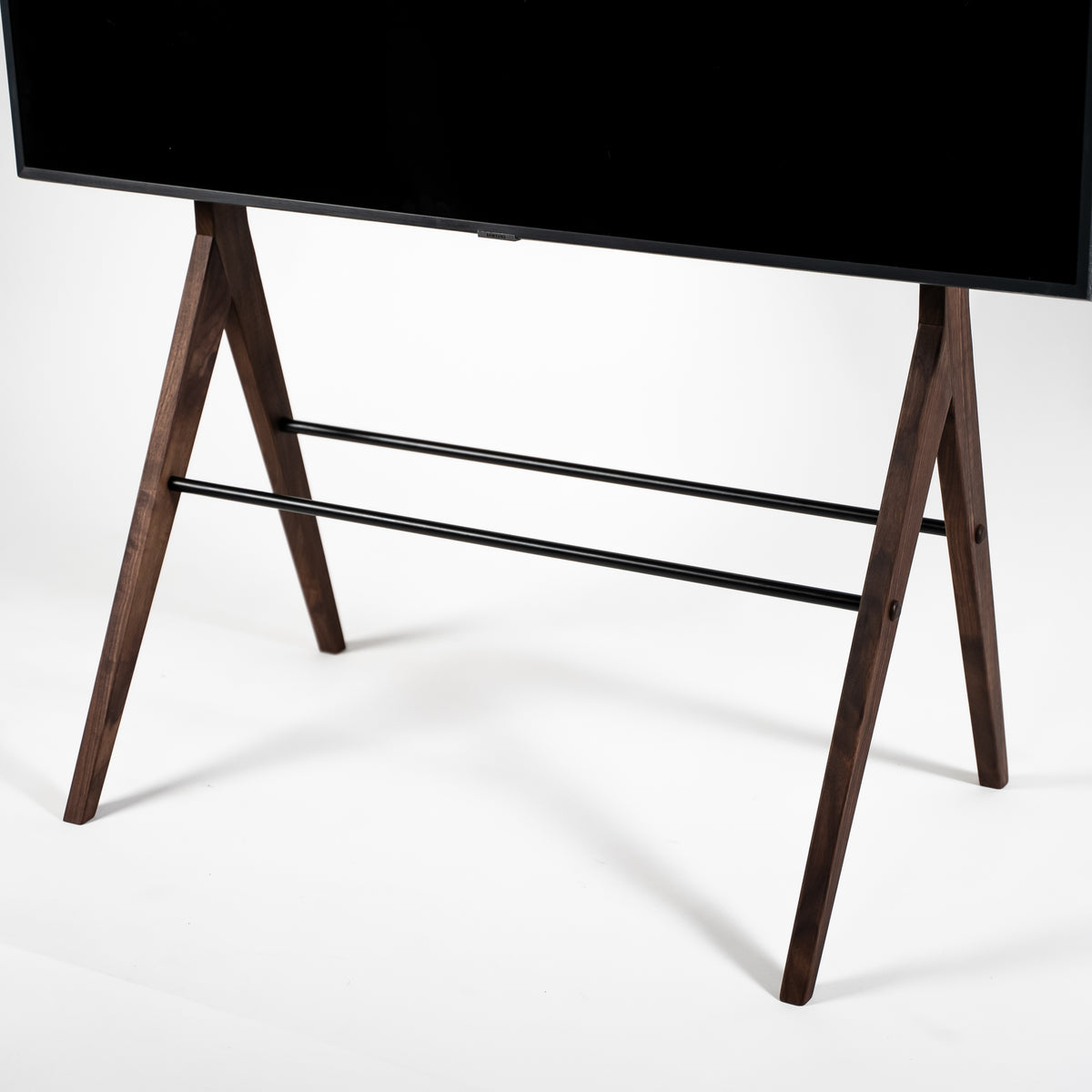 kaya-tv-stander-valnod-front.jpg