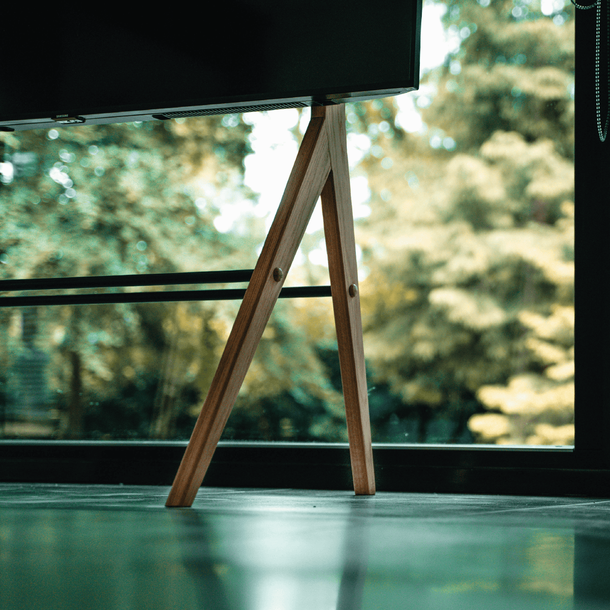 TV standere